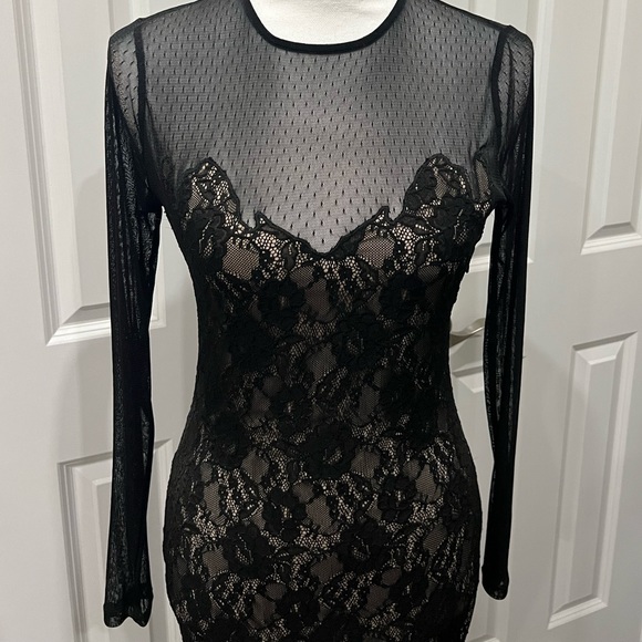 Marciano Black Lace Gown - Picture 3 of 6